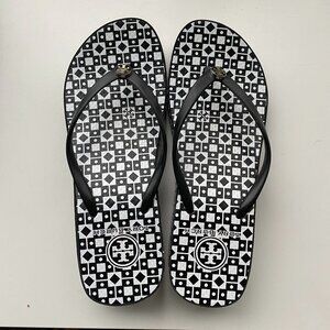 Tory Burch Black and White Flip flops